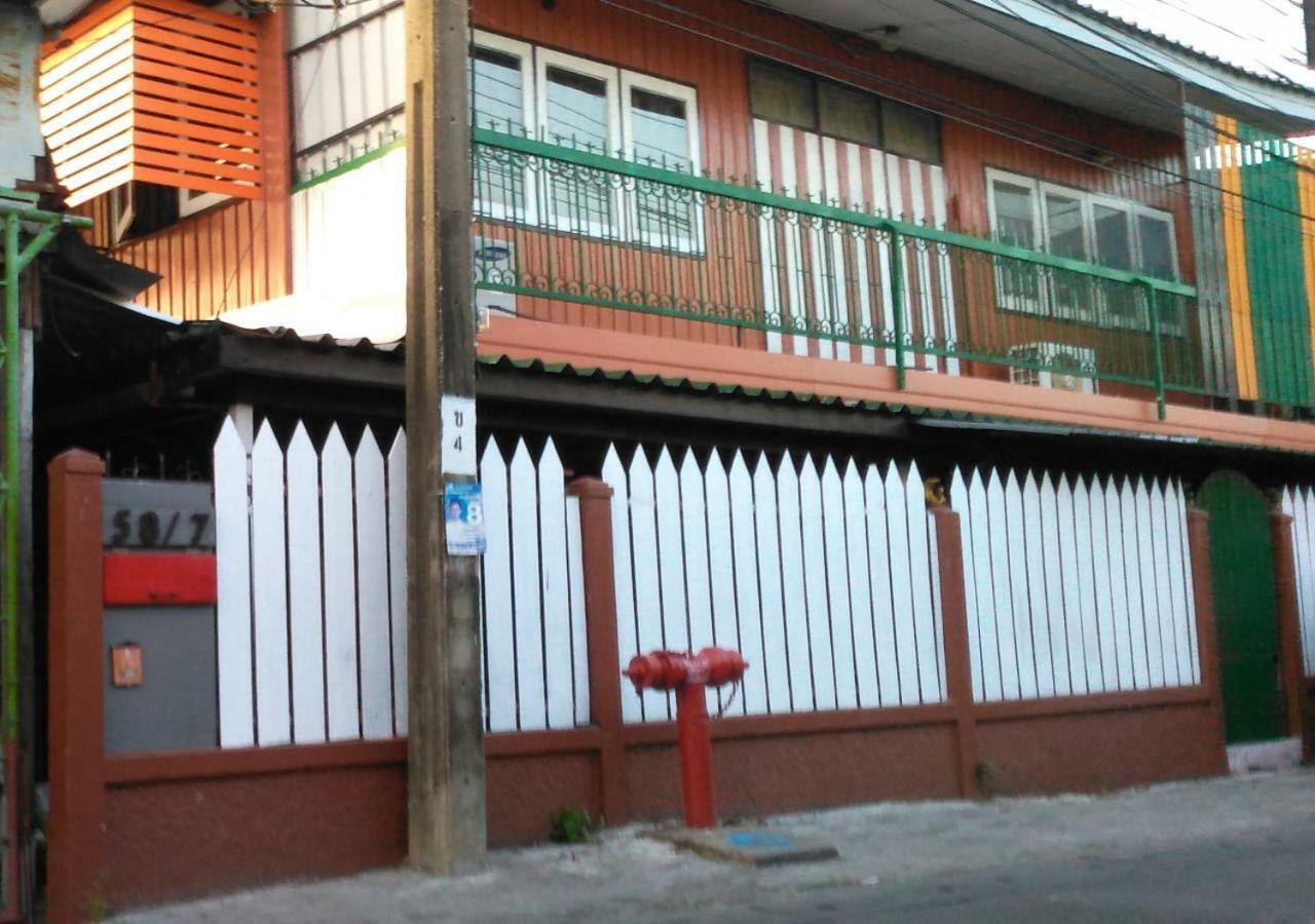 The Kong Hotel Banguecoque Exterior foto